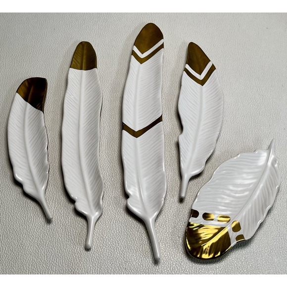 Set of 5 Porcelain Feather Wall Hangings White & Gold Ceramic Boho Decor - Picture 9 of 10